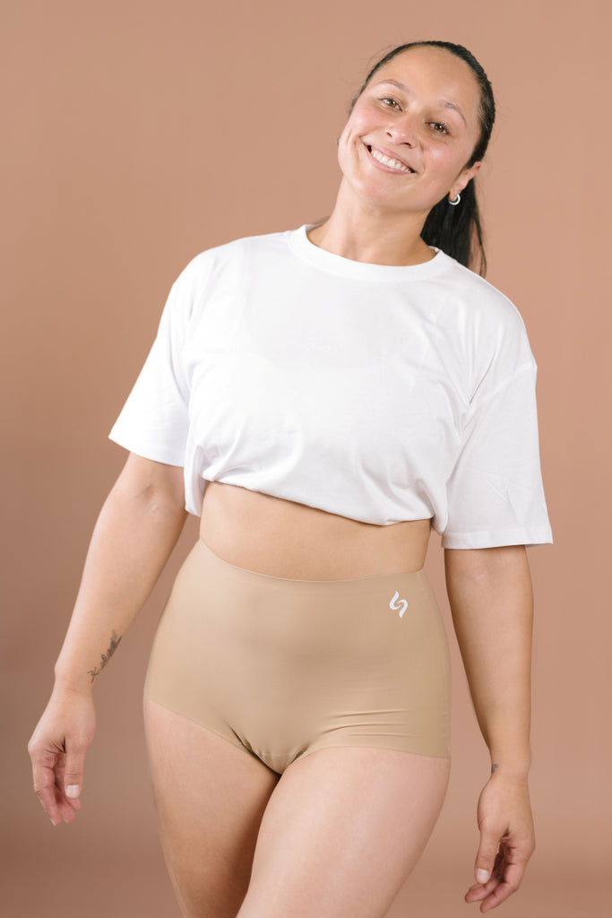 Seamless high rise underwear